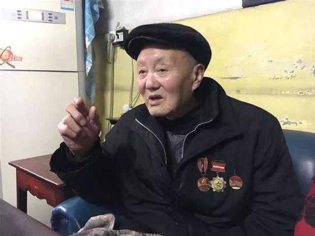 张富清
